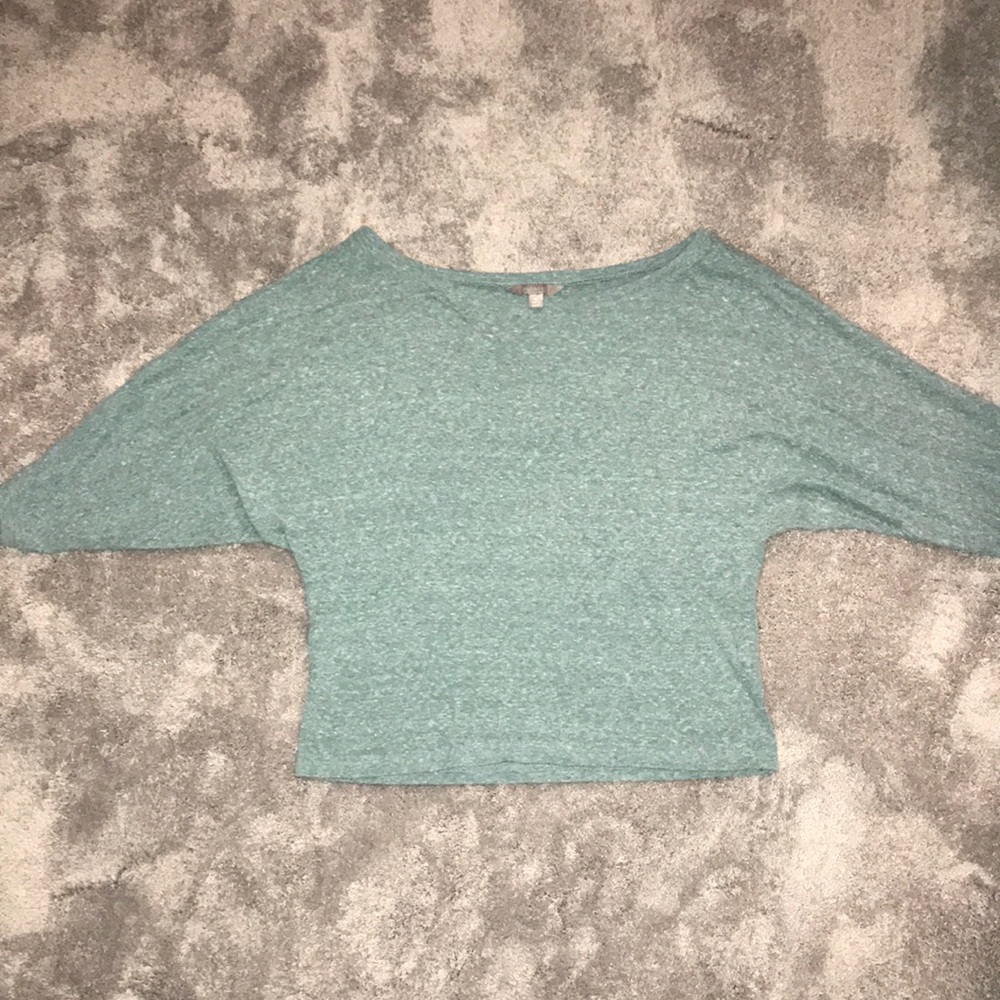 Light, slouchy top!